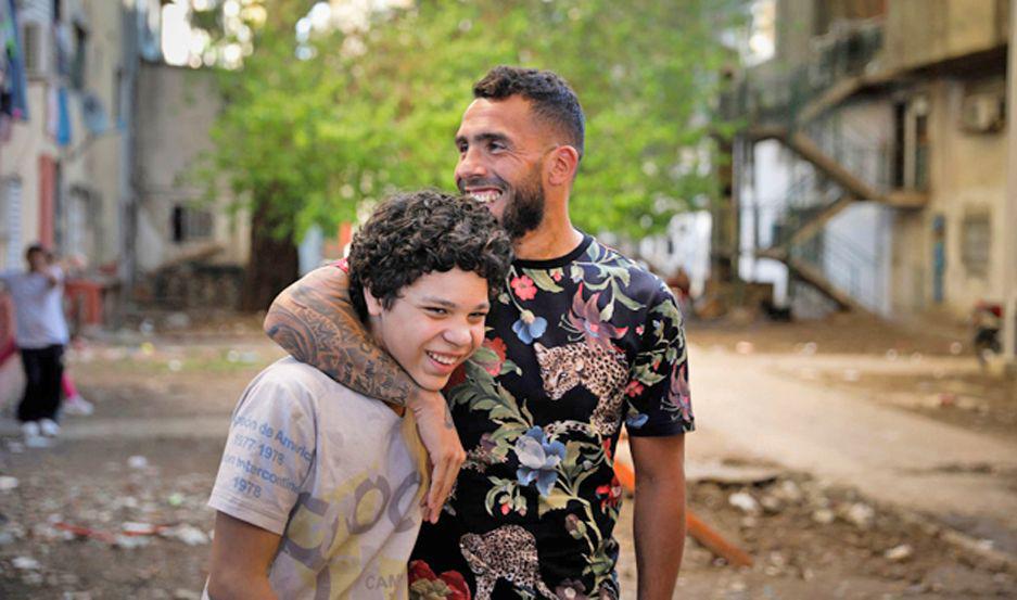 La ficcioacuten narra los prejuicios que hay en torno de ser del Fuerte Apache