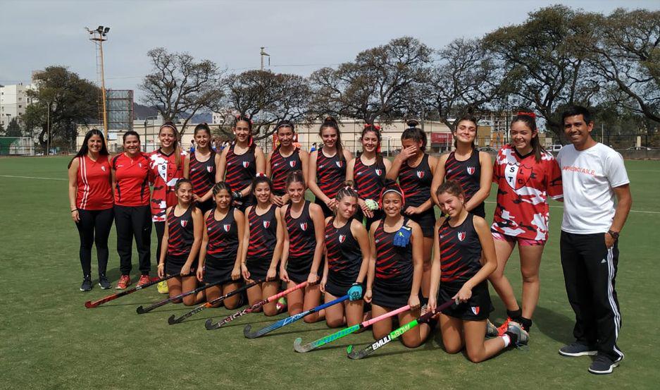 La 5ordf divisioacuten del Santiago Lawn Tennis Club va por un lugar en el podio