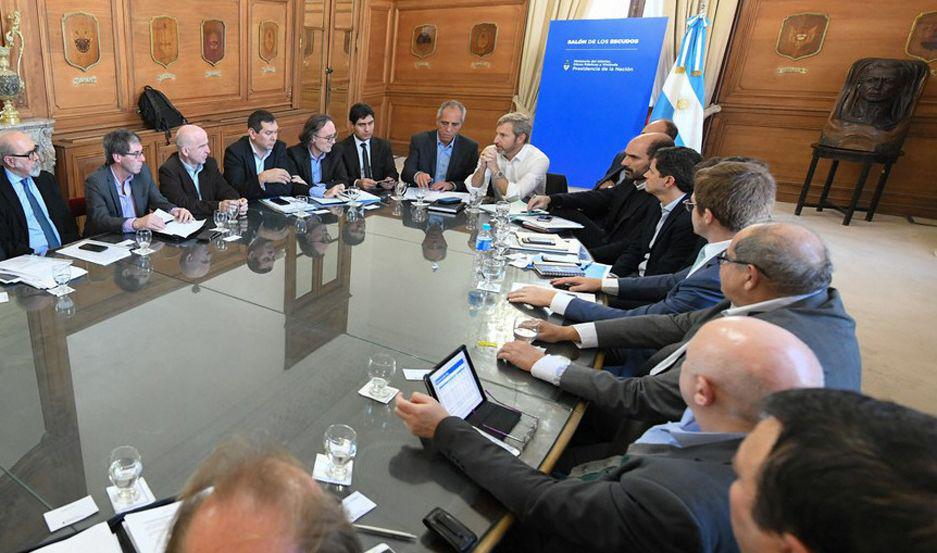 Los gobernadores uniraacuten hoy su reclamo contra la Nacioacuten por el recorte de la Coparticipacioacuten