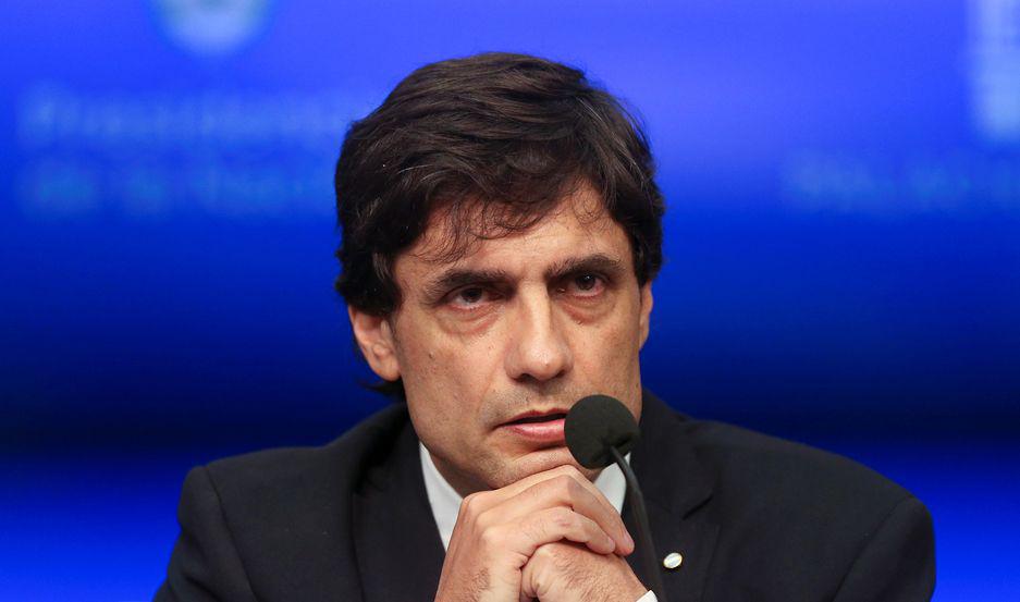 Hernaacuten Lacunza- No tiene sentido permitir una corrida irracional para eso estaacuten las reservas