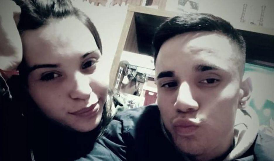 Acusaron a un joven de echarle aguarraacutes a su novia y prenderle fuego
