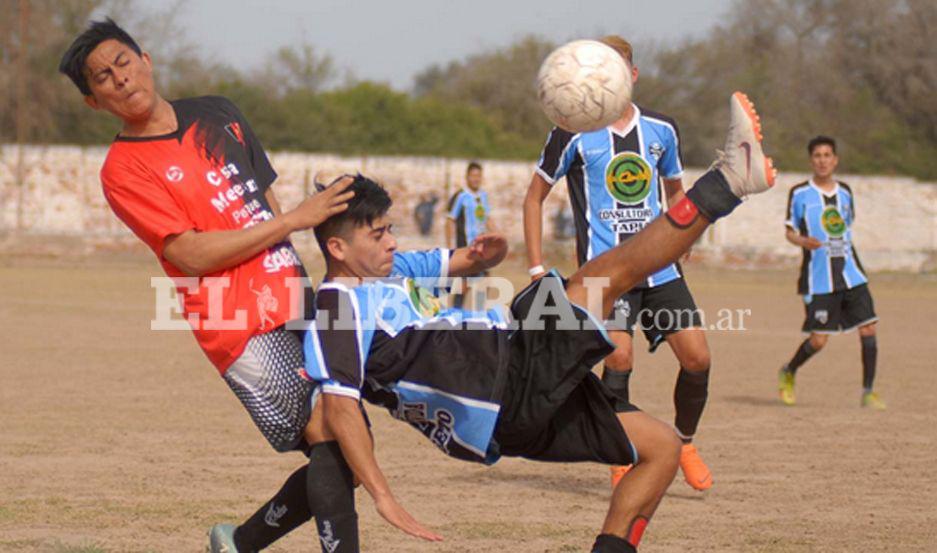 Los partidos de la décima sexta fecha se jugaron intensamente generando un buen espectculo FOTO- Corresponsalía Loreto Jota Jozami