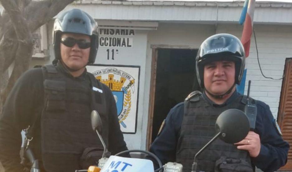 Dos agentes salvaron la vida de una beba en el barrio Ejército Argentino