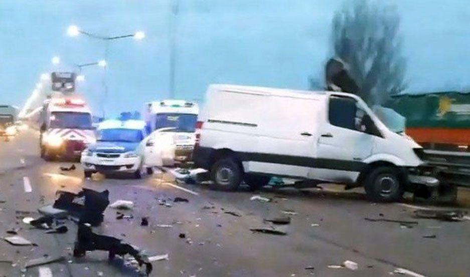 VIDEO   Impactante choque en Panamericana con una camioneta que iba en contramano