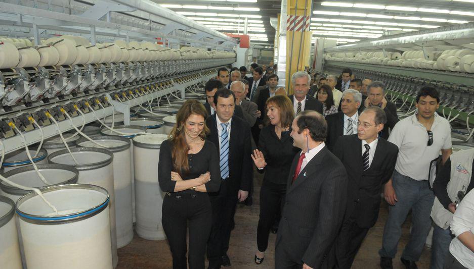 Zamora contra el Gobierno nacional por los despidos en Coteminas- ldquoNos estaacuten dejando un paiacutes devastadordquo