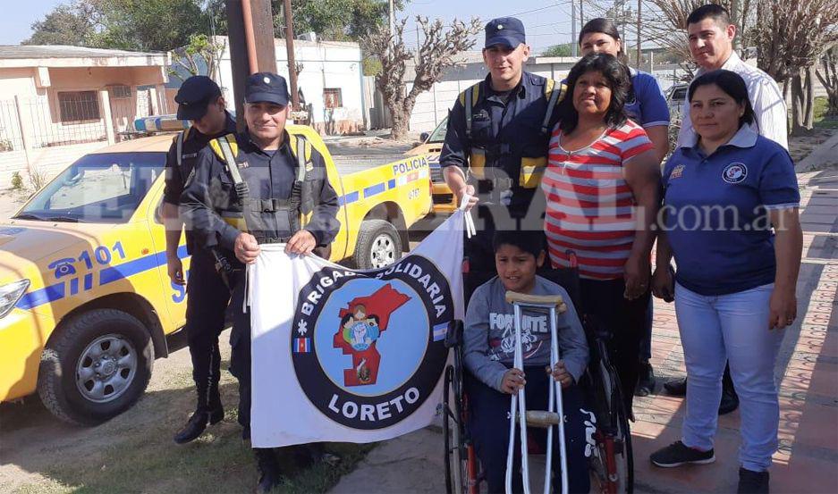 La Brigada Solidaria de Loreto le entregoacute muletas a Valentiacuten