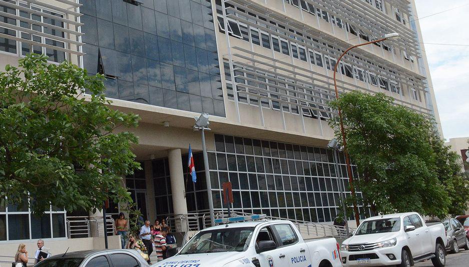 Consecuencias de falsificar y usurpar un tiacutetulo universitario