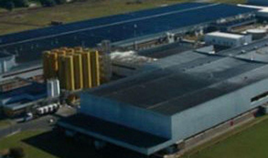 La Faacutebrica de galletas Bagley da licencia a mil obreros