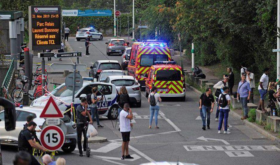 Investigan si es un acto terrorista el ataque a civiles en Francia