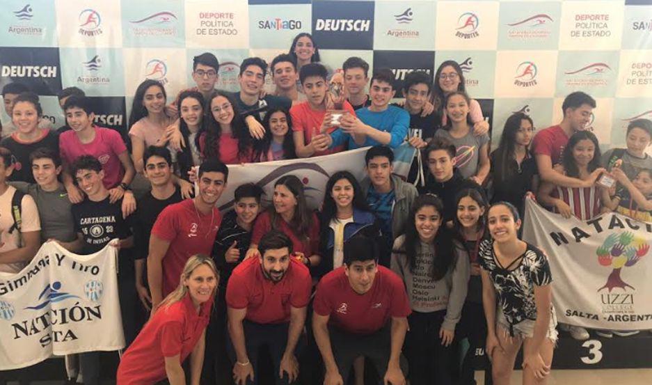 El equipo santiagueño de natación cumplió un destacado rendimiento a nivel NOA