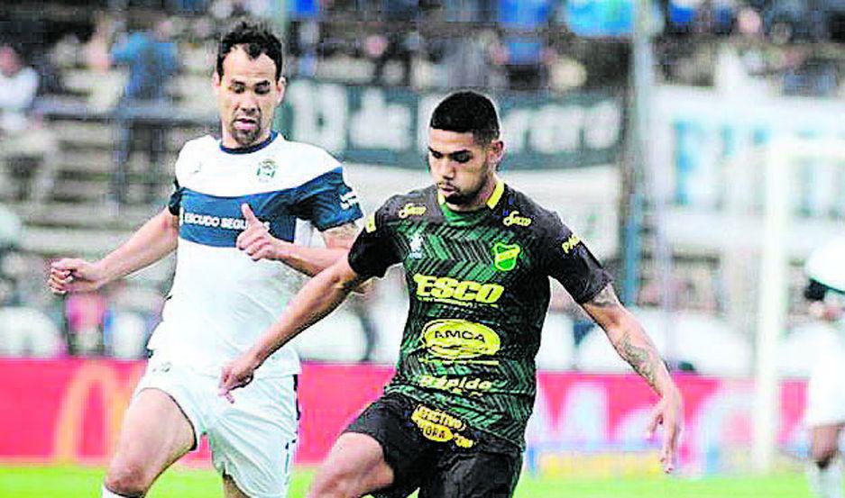 Nicolaacutes Manaacute jugador de Defensa y Justicia advirtioacute que el ldquoFerroviariordquo ldquotiene una localiacutea fuerterdquo