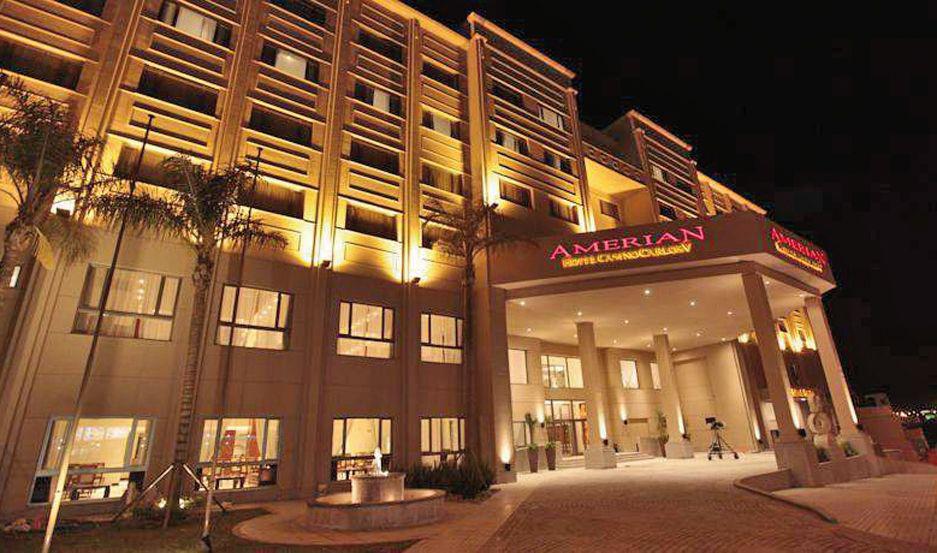 El Amerian Carlos V siempre sorprende a los visitantes que llegan a Las Termas