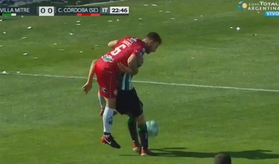 VIDEO La poleacutemica del partido- iquestera penal para Villa Mitre