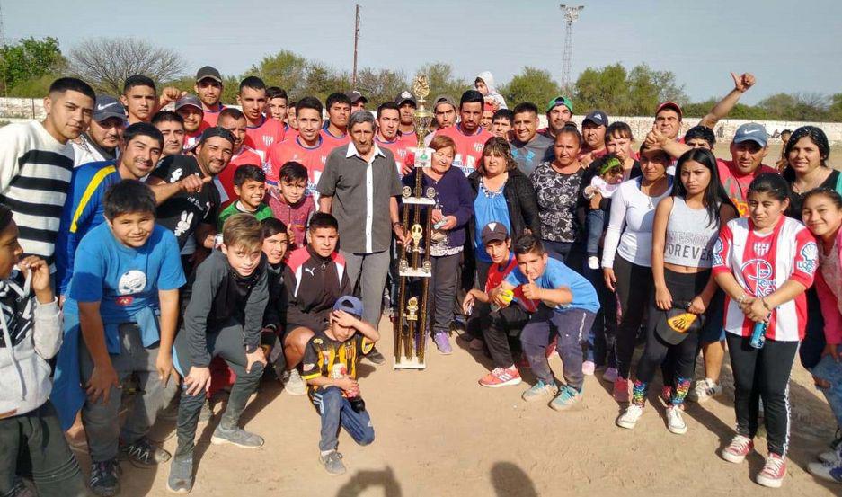 El Mechero ganoacute el torneo del fuacutetbol amateur loretano