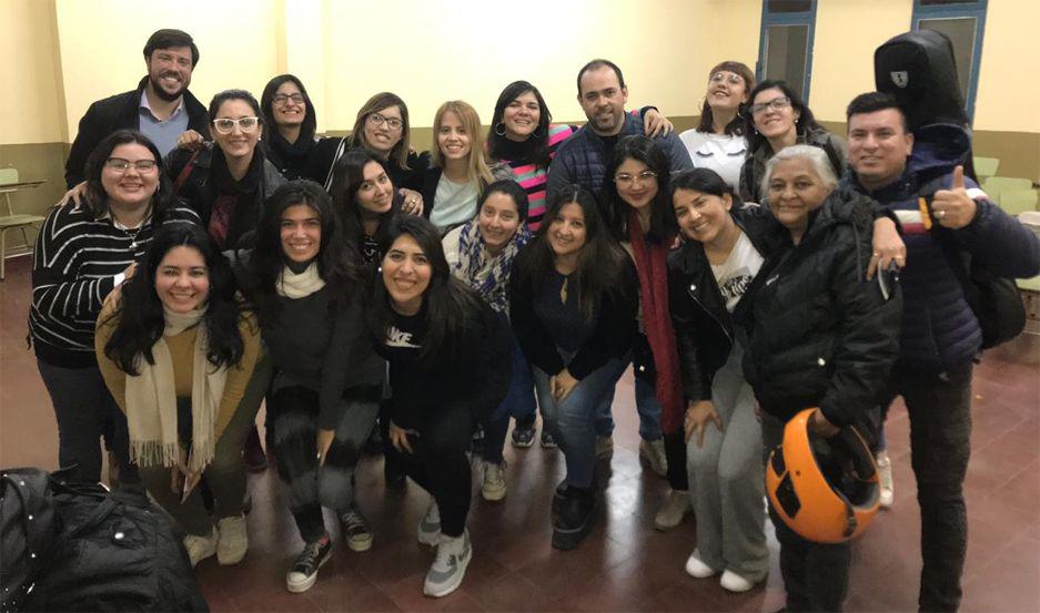 Invitan a joacutevenes a un retiro espiritual