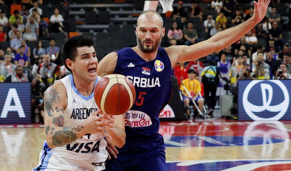 VIDEOS  Con un gran partido de Deck Argentina derrotoacute a Serbia y es semifinalista