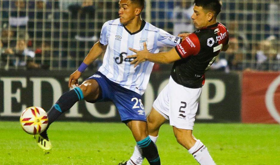 Coloacuten le ganoacute por penales a Atleacutetico Tucumaacuten y avanzoacute en la Copa Argentina