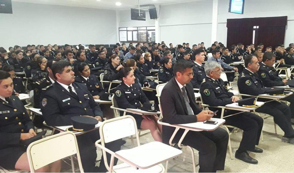 Fiscales especializadas en la materia brindaron una charla sobre abuso infantil