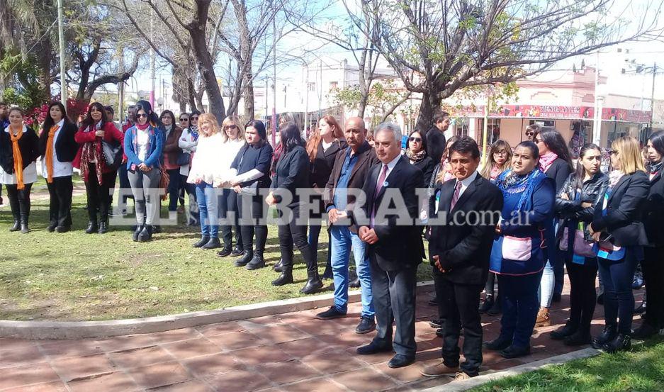 El acto en honor a Domingo Faustino Sarmiento fue encabezado por el titular del Ejecutivo Municipal de Añatuya