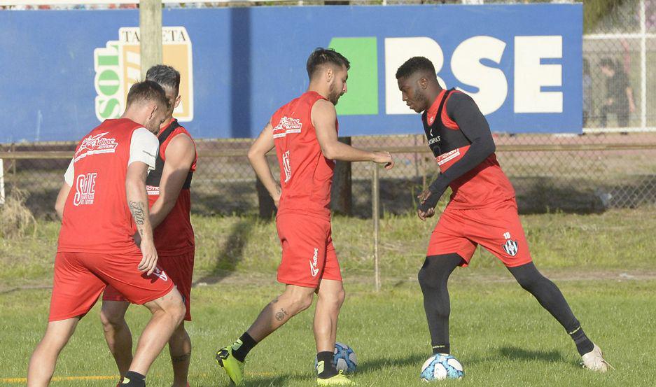 Los delanteros quieren quebrar la racha adversa en la Superliga