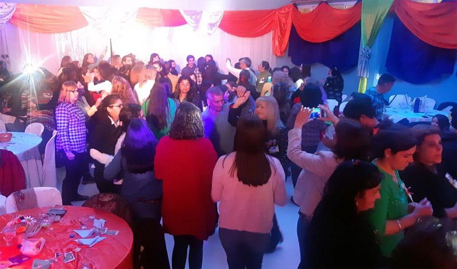 Maestros de Pinto celebraron su diacutea con un agasajo del municipio