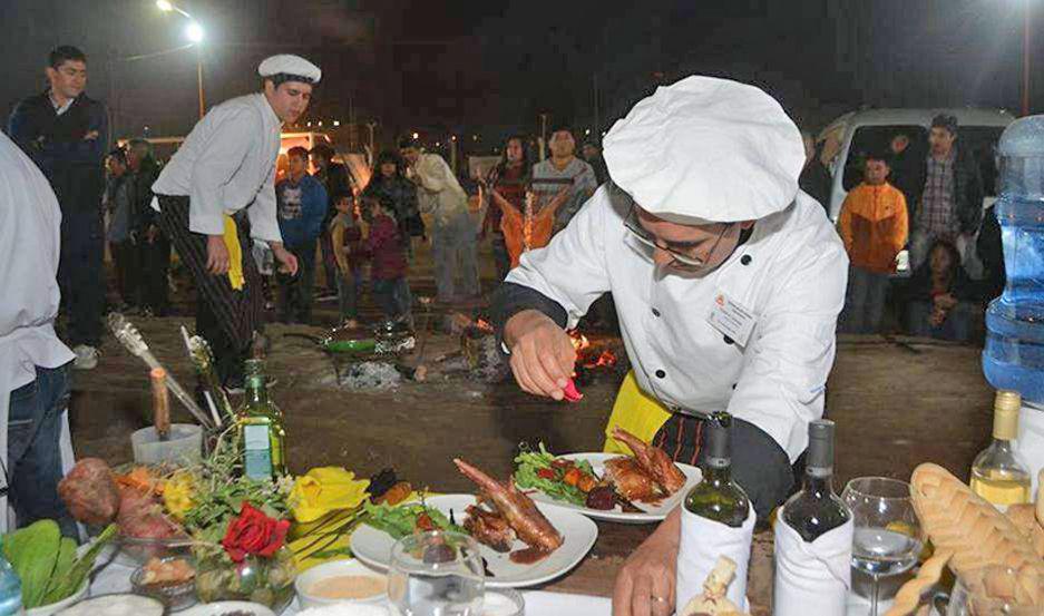 Anunciaron la Semana Gastronoacutemica en Las Termas de Riacuteo Hondo