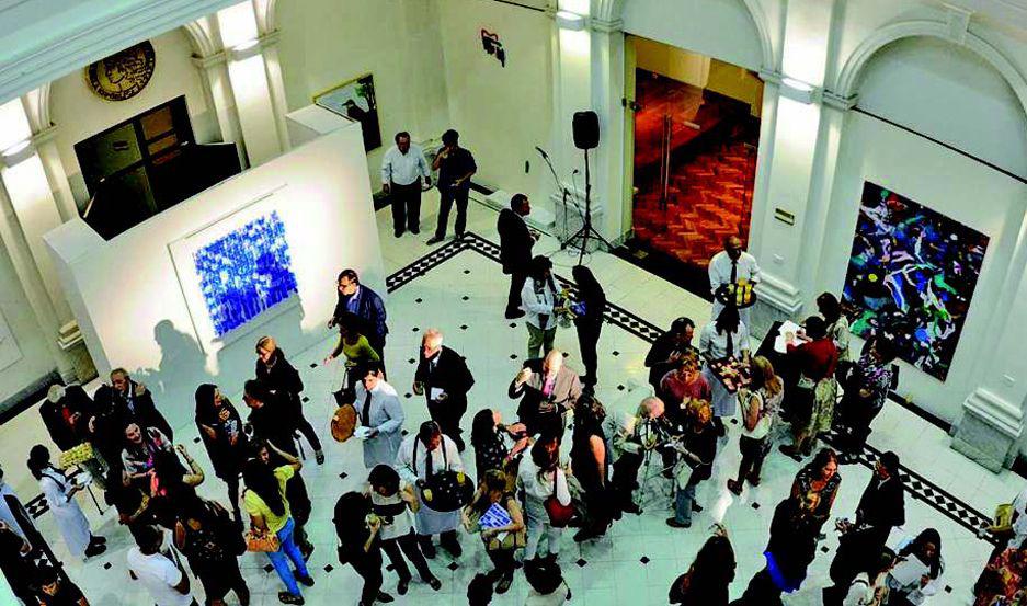 Convocan a artistas a participar del Premio de Pintura del Banco Central