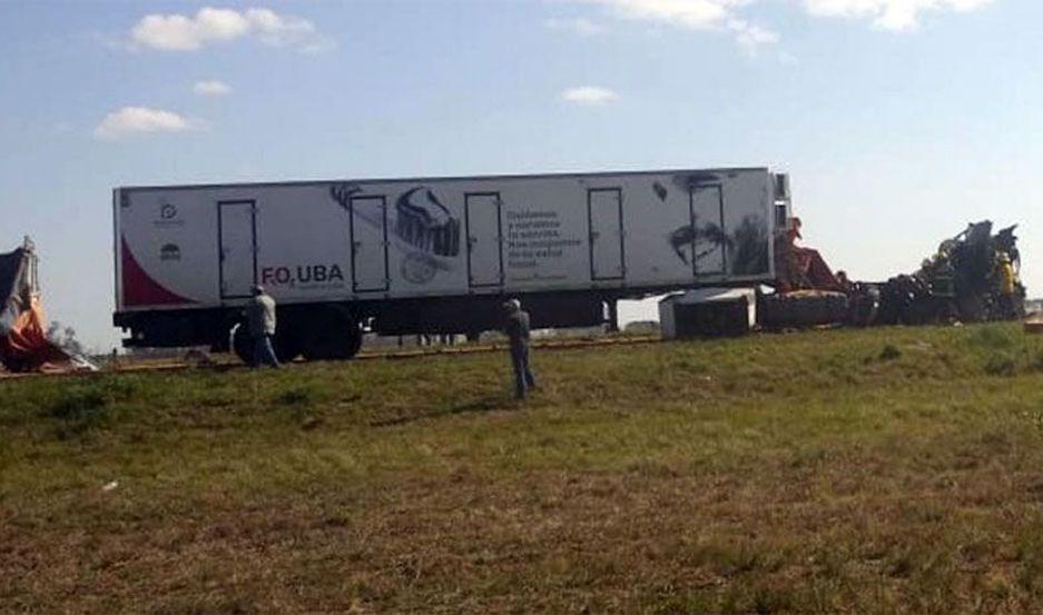 Veniacutean a Santiago para dar una praacutectica social-educativa chocaron y fallecioacute el conductor