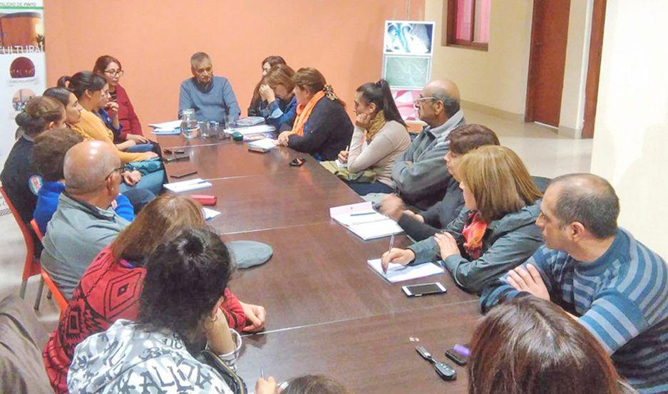 Mantildeana retoman los actos por el cumpleantildeos de la ciudad de Pinto