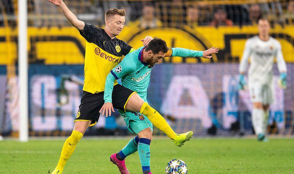 En la vuelta de Messi el Barsa rescatoacute un empate ante el Borussia Dortmund