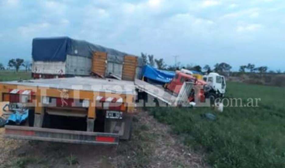 Triple choque de camiones sobre Ruta 92 cerca de Otumpa