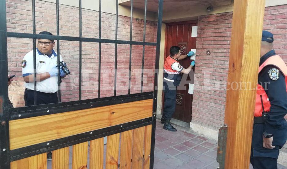 Mujer ingresoacute al Regional con un disparo y sospechan de su ex un agente policial