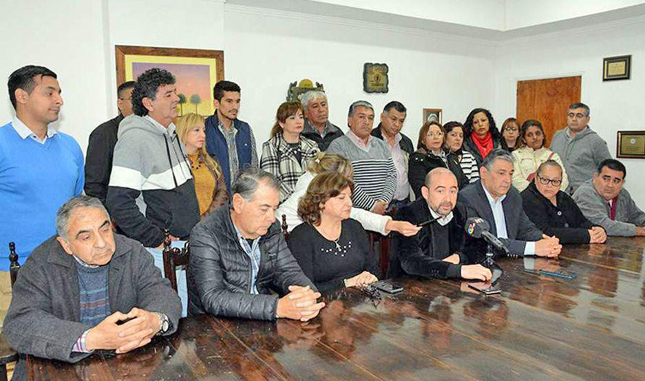 Municipales bandentildeos cobraraacuten bonos de 8000 y de 10000