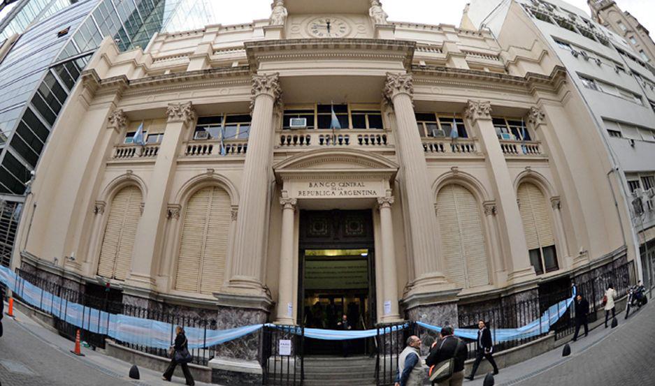 El Central flexibilizariacutea maacutes el acceso a doacutelares para compra de vivienda