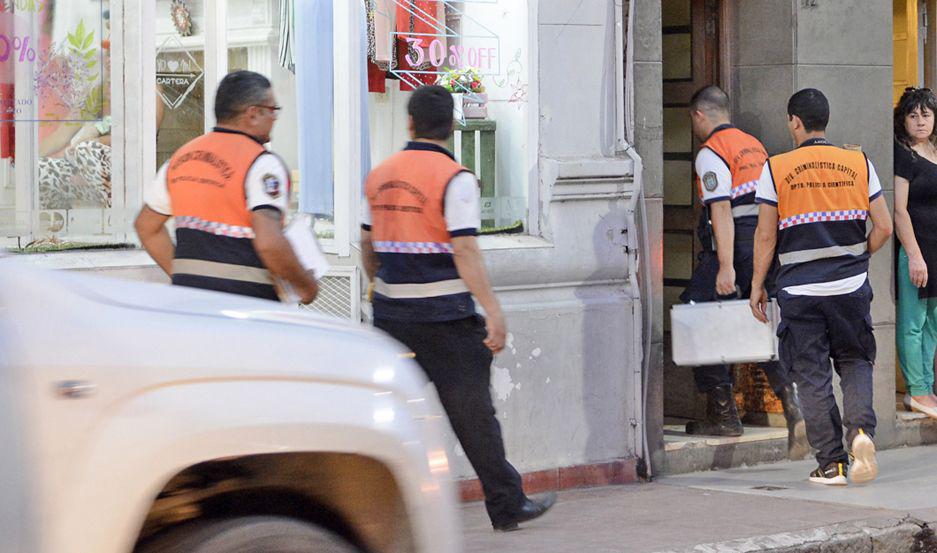 Bioquiacutemica bandentildea recibioacute una brutal golpiza por parte de su hijo