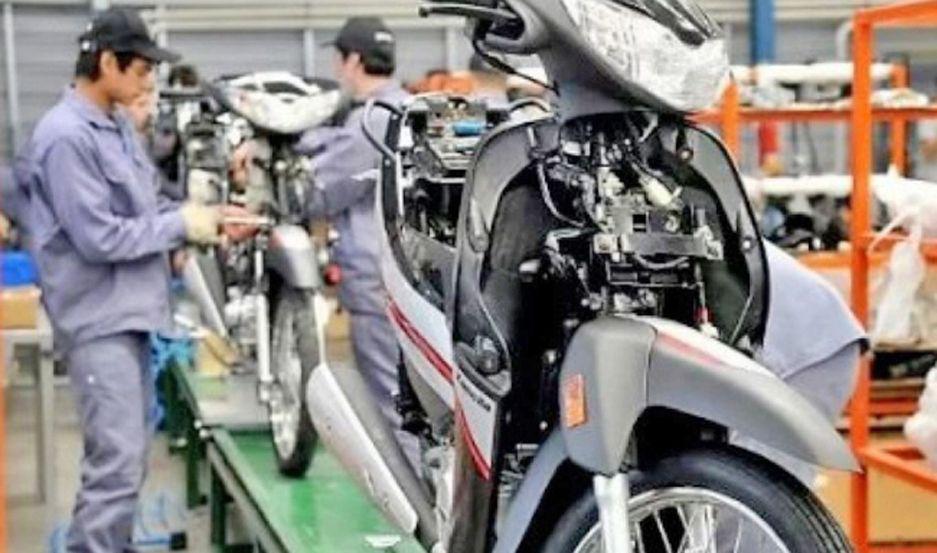 Zanella paga parte de la indemnizacioacuten a empleados despedidos con una moto