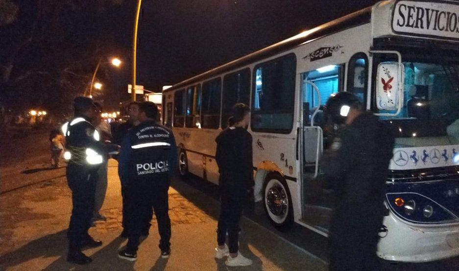 Desalojaron fiesta clandestina e interceptan colectivo con menores y bebidas alcohoacutelicas