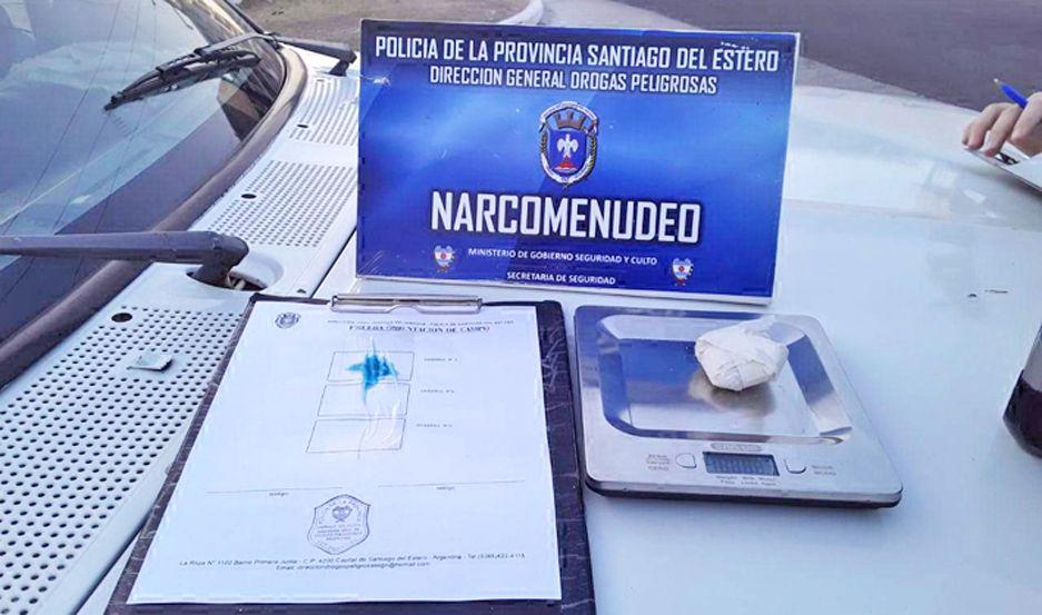 Aprehenden a un tucumano y a un santiaguentildeo con cocaiacutena