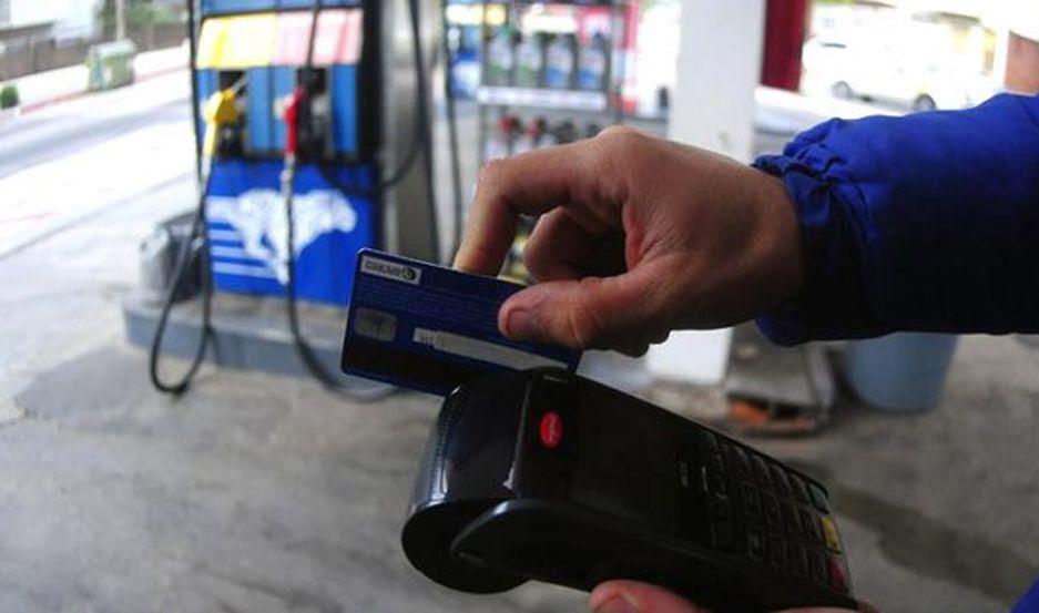 Veraneo 2020- la incoacutegnita de cuaacutel seraacute el precio del combustible