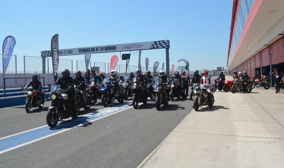 ESPECTÁCULO Las motos llegaron otra vez a Las Termas de Río Hondo en un evento con muchos atractivos 