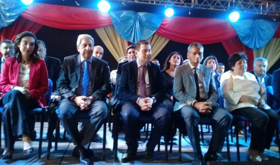 El gobernador Zamora encabezoacute el acto central por el aniversario de Pinto