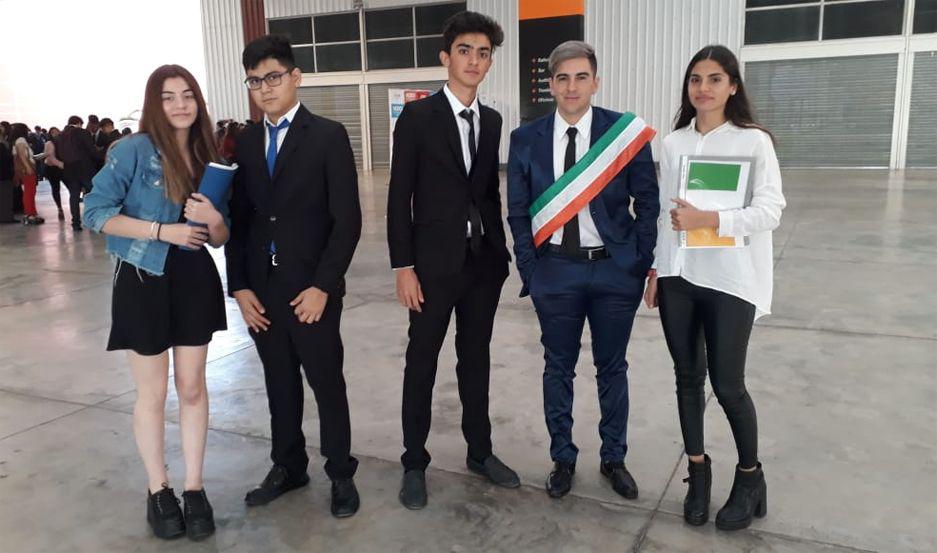 Estudiantes de Loreto en la simulacioacuten de una asamblea de la ONU