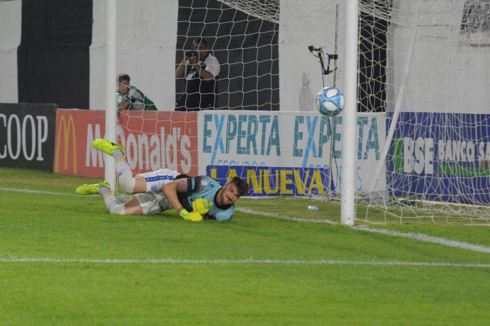 VIDEO Asiacute fue el gol de Central Coacuterdoba frente al Tomba