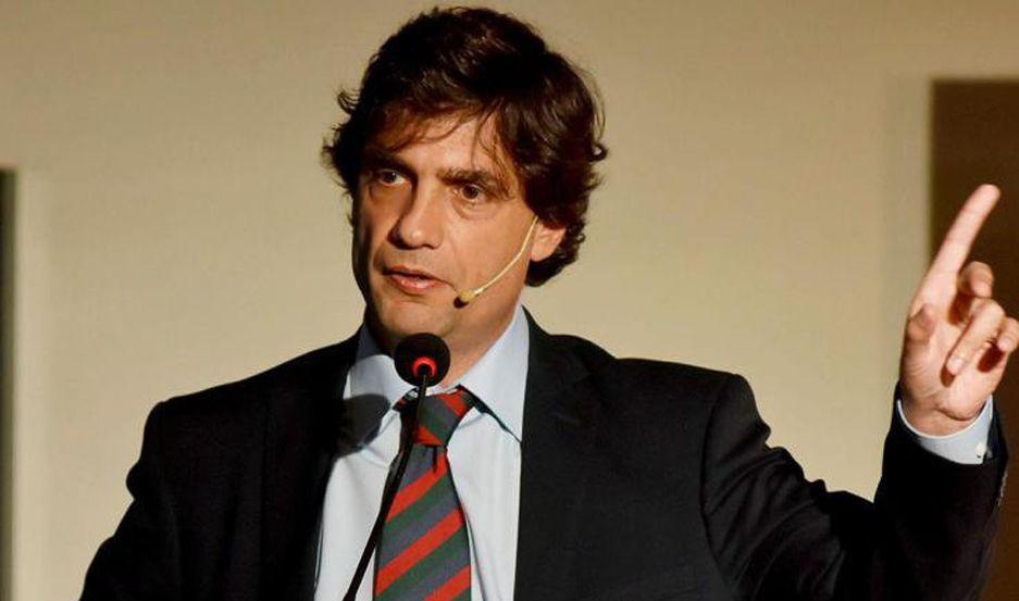 Lacunza estimoacute que el desembolso del FMI seraacute este antildeo