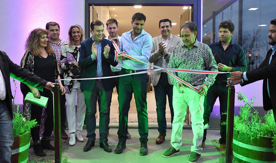 Gerardo Zamora asistió a la inauguración de la primera bodega que producir� vino netamente santiagueño
