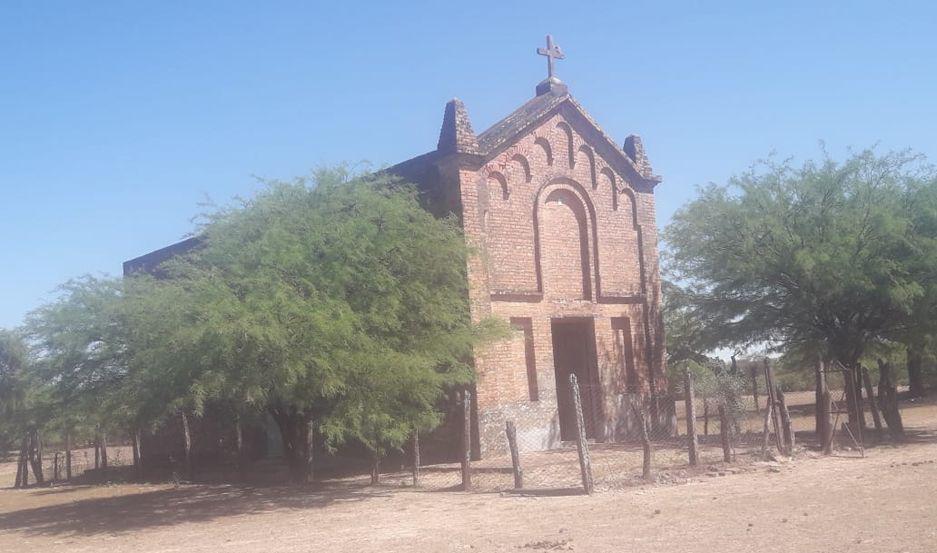 Cada mes de junio la capilla se llena de bullicio en la fiesta patronal en honor al Sagrado Corazón de Jess