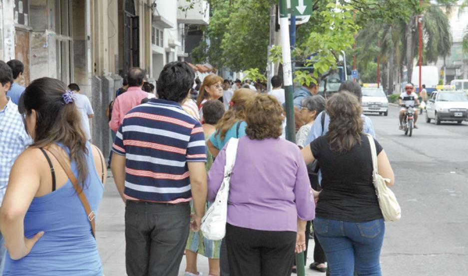 Confirman que la liacutenea 120 circularaacute con normalidad