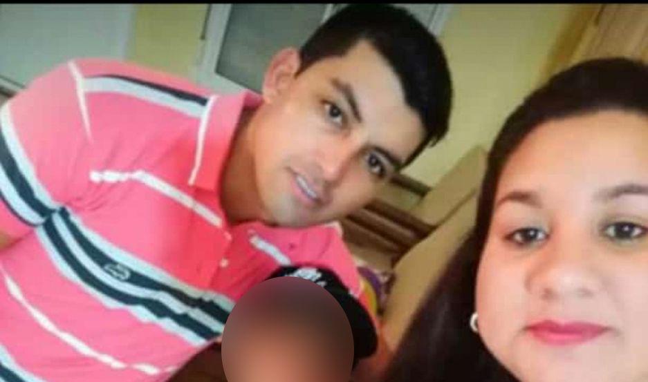 BRUTALIDAD Los cuerpos de las victimas fueron hallados en un sector donde funciona un bebedero Los investigadores trabajaron en el lugar hasta la madrugada 