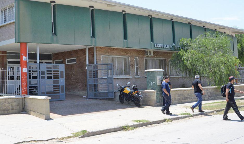 AVERIGUACIONES Policías del �rea de Investigaciones tomaron diversos testimonios
