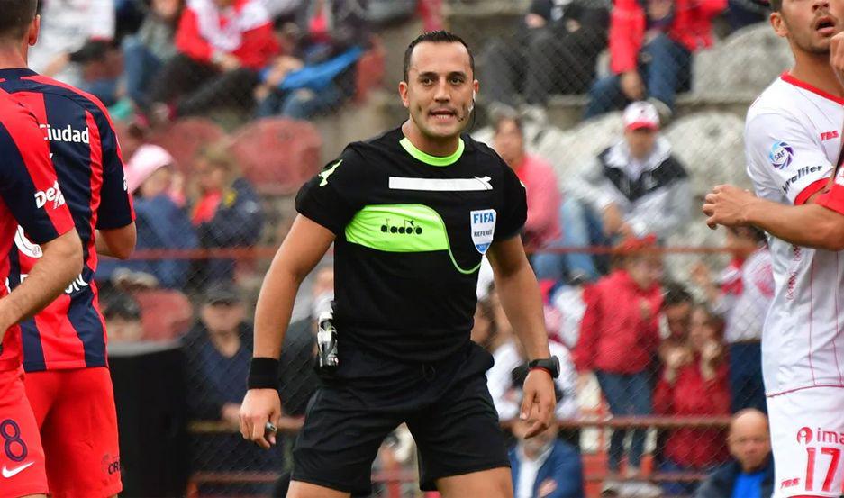 VIDEO Escaacutendalo en Huracaacuten- Espinoza denuncioacute aprietes por parte del presidente